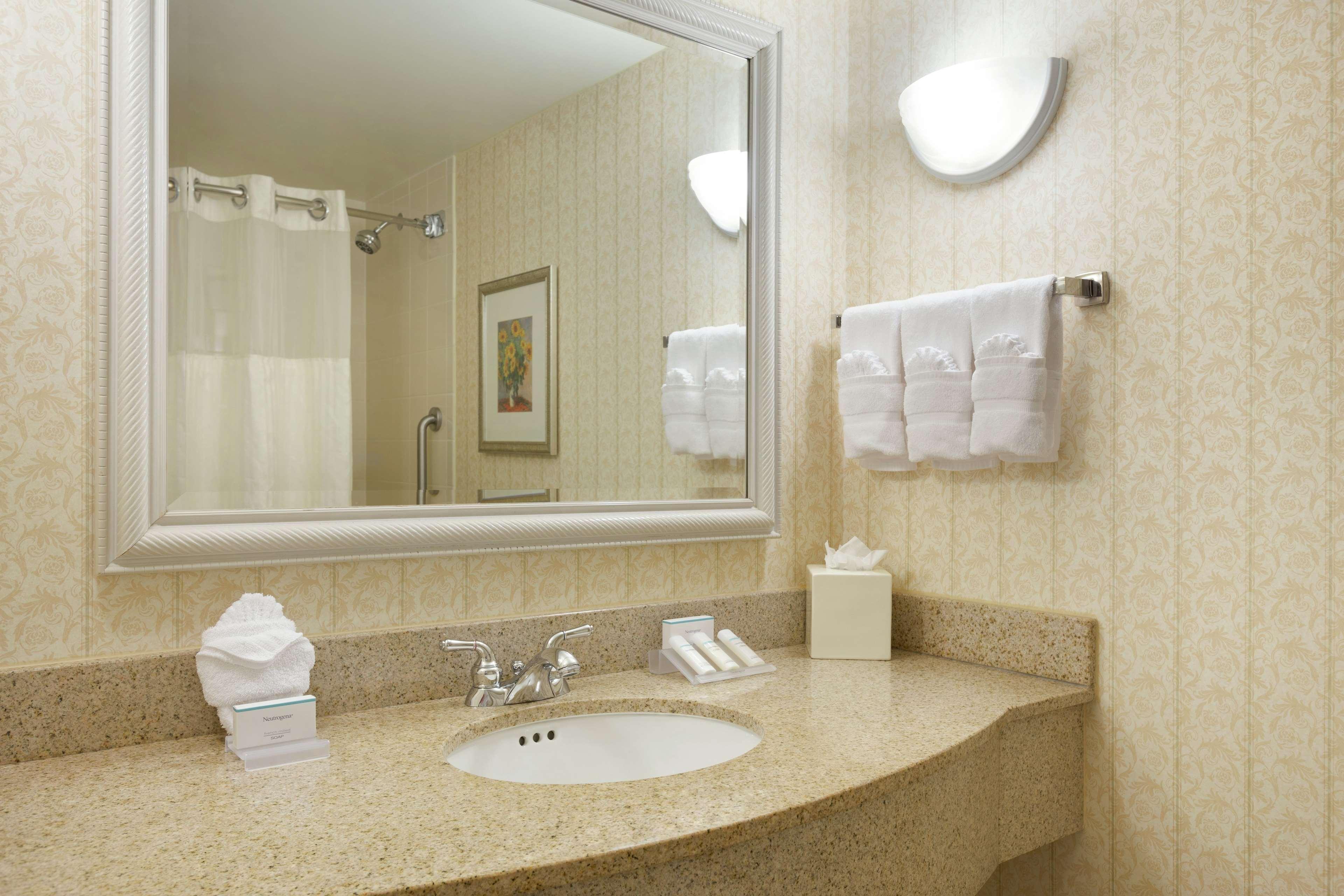 Hilton Garden Inn פיירפקס מראה חיצוני תמונה